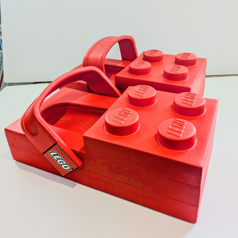 Lego Crocs Collab - Picture 6 of 11